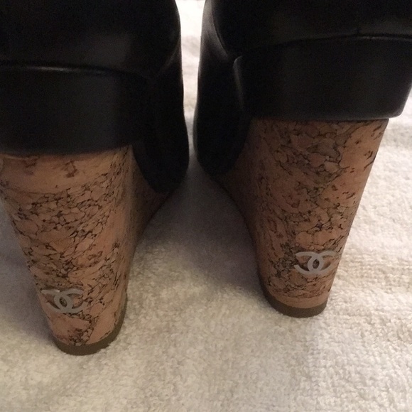 Chanel Camellia wedges, size 41 - Picture 4 of 7